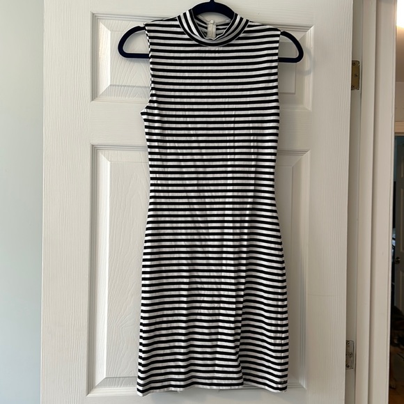 French Connection Dresses & Skirts - French Connection striped sleeveless dress!